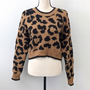 Hollister leopard print cropped sweater sz M